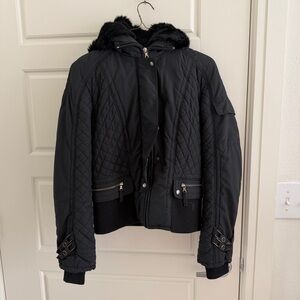 Ellie Tahari Black Quilted Hooded Jacket with Faux Fur Trim